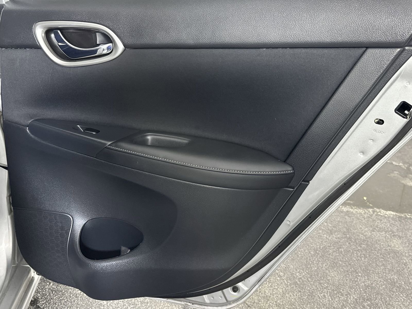 Used 2017 Nissan Sentra SV image 32