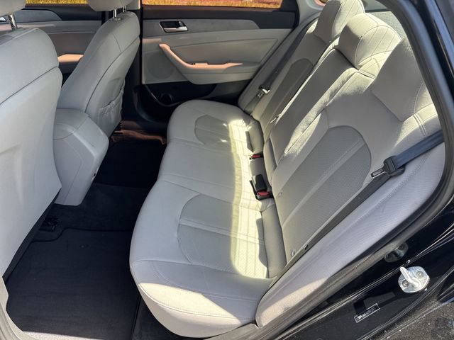 Used 2018 Hyundai Sonata SEL FWD image 16