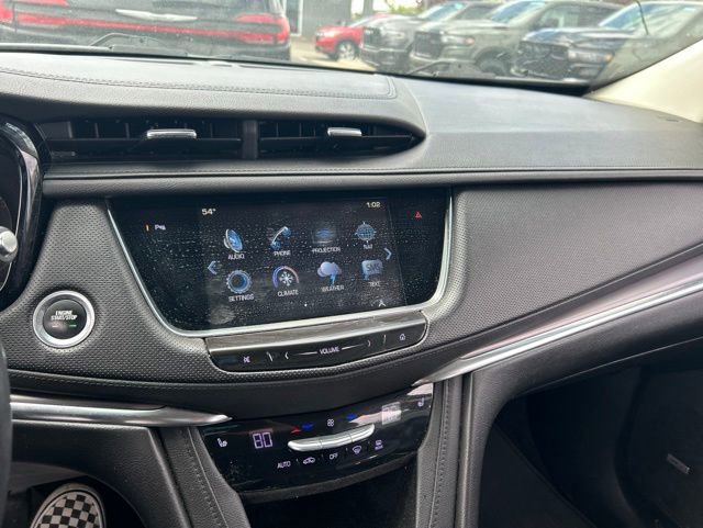 Used 2017 Cadillac XT5 Luxury w/ Driver Awareness Package AWD/4WD image 12
