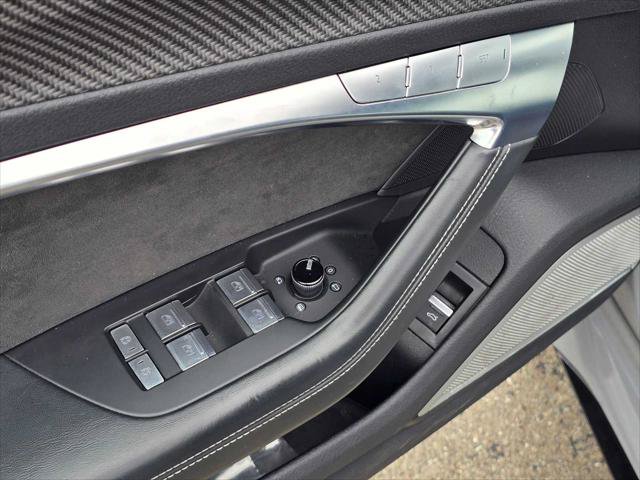 Used 2021 Audi RS 6 AWD/4WD image 23
