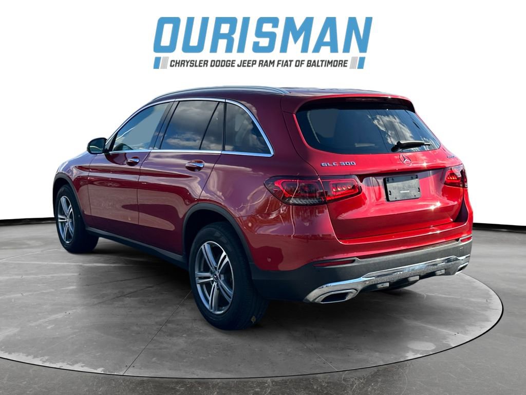 Used 2021 Mercedes-Benz GLC 300 4MATIC w/ Premium Package image 4