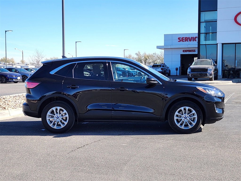 Used 2021 Ford Escape SE w/ Convenience Package image 2