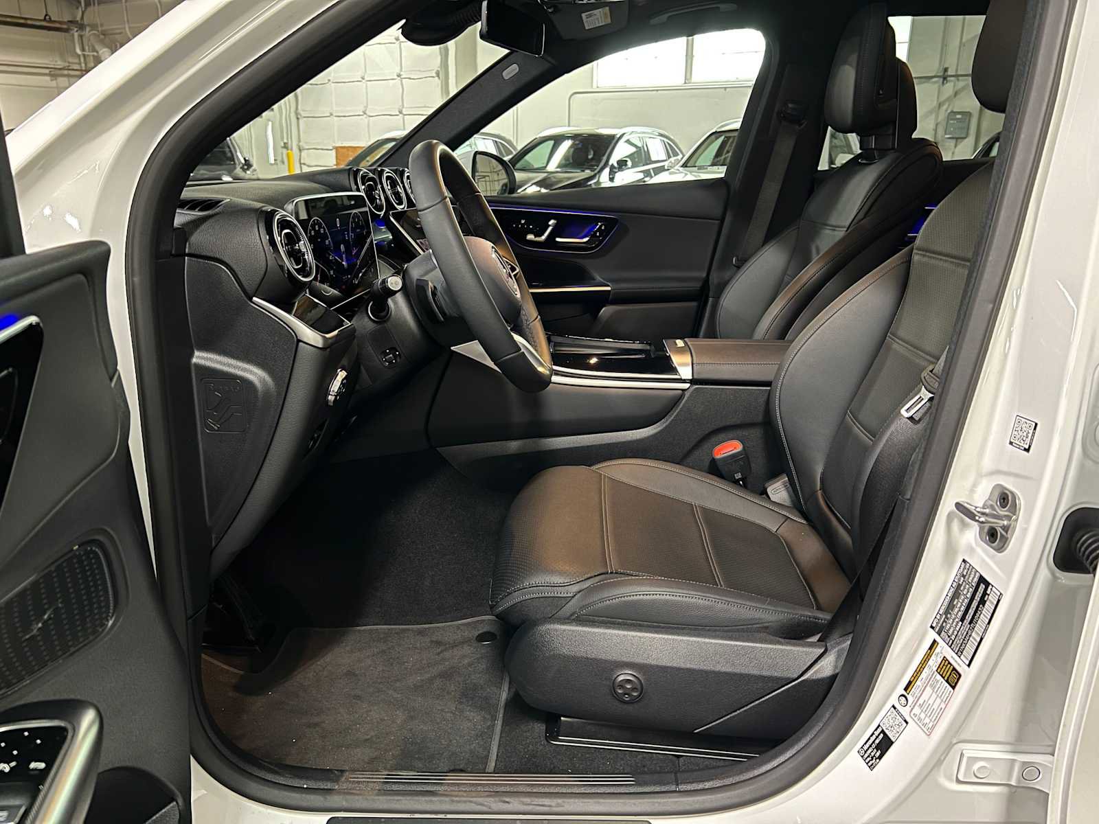 Certified 2026 Mercedes-Benz GLC 300 4MATIC image 23