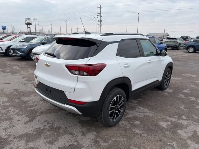 New 2026 Chevrolet TrailBlazer LT w/ LPO, Trailering Package FWD image 6