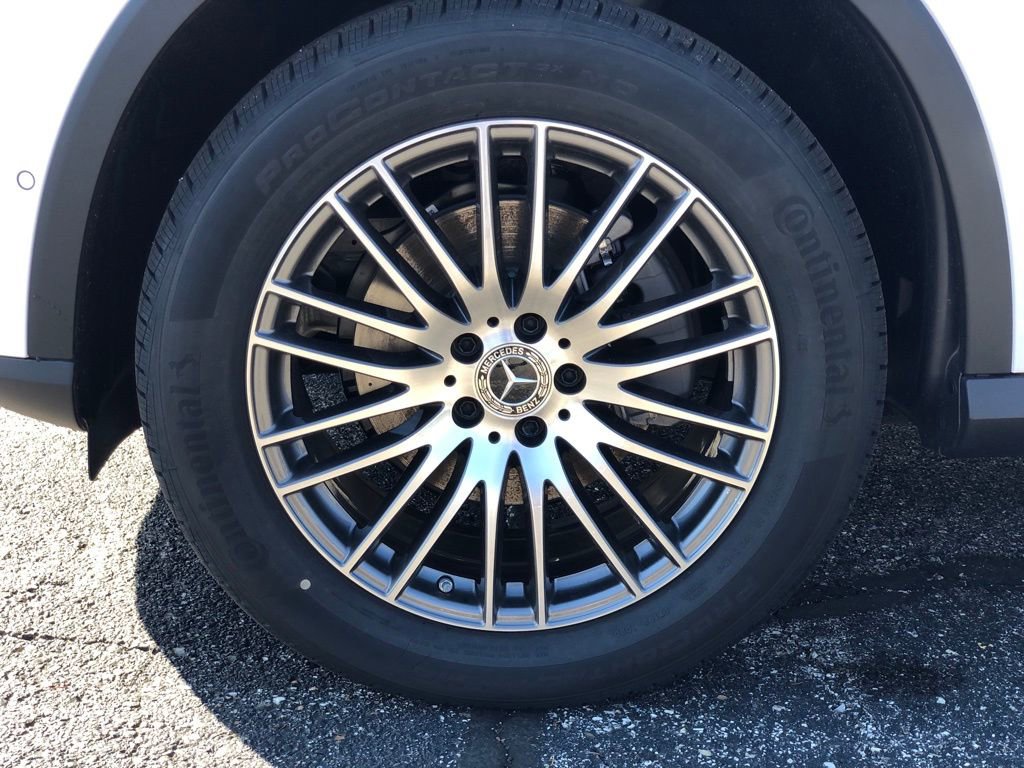 New 2026 Mercedes-Benz GLC 300 4MATIC image 9