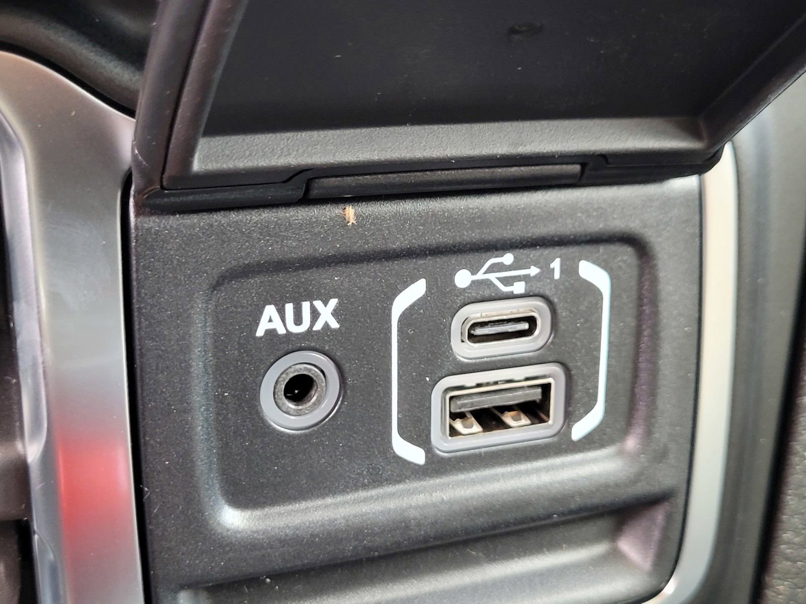 New 2026 Jeep Gladiator Sport image 17