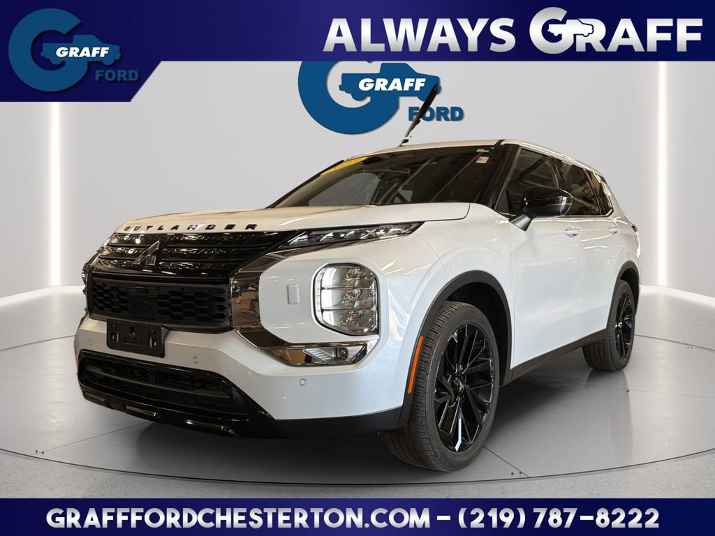 Used 2023 Mitsubishi Outlander SE Black Edition