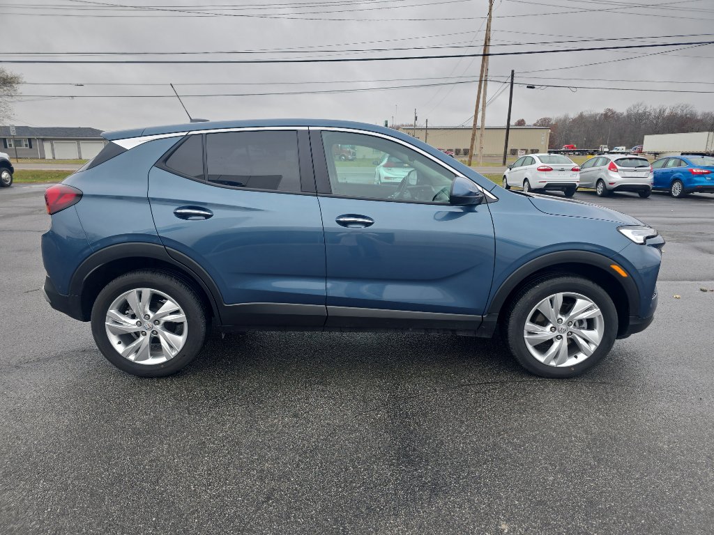 Used 2024 Buick Encore GX Preferred AWD/4WD image 5