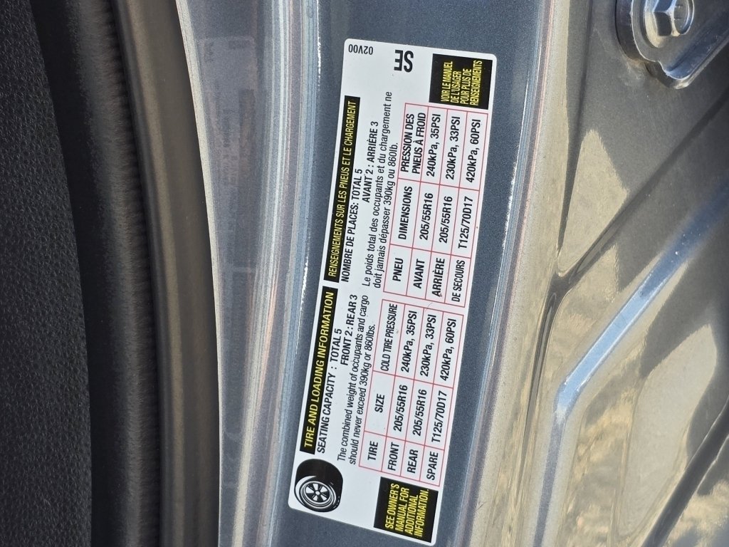 Used 2024 Toyota Corolla LE FWD image 28