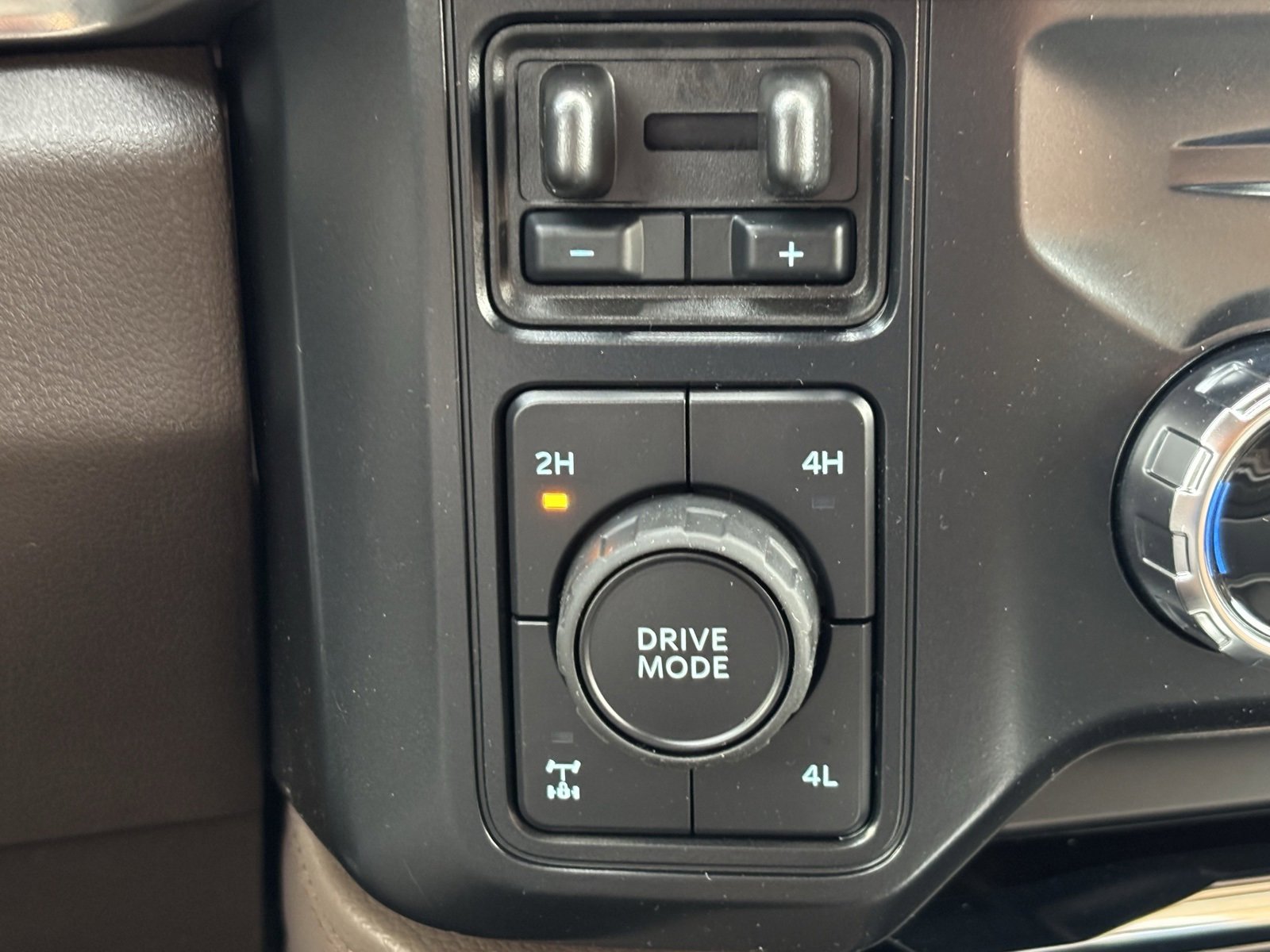 New 2026 Ford F250 King Ranch image 4