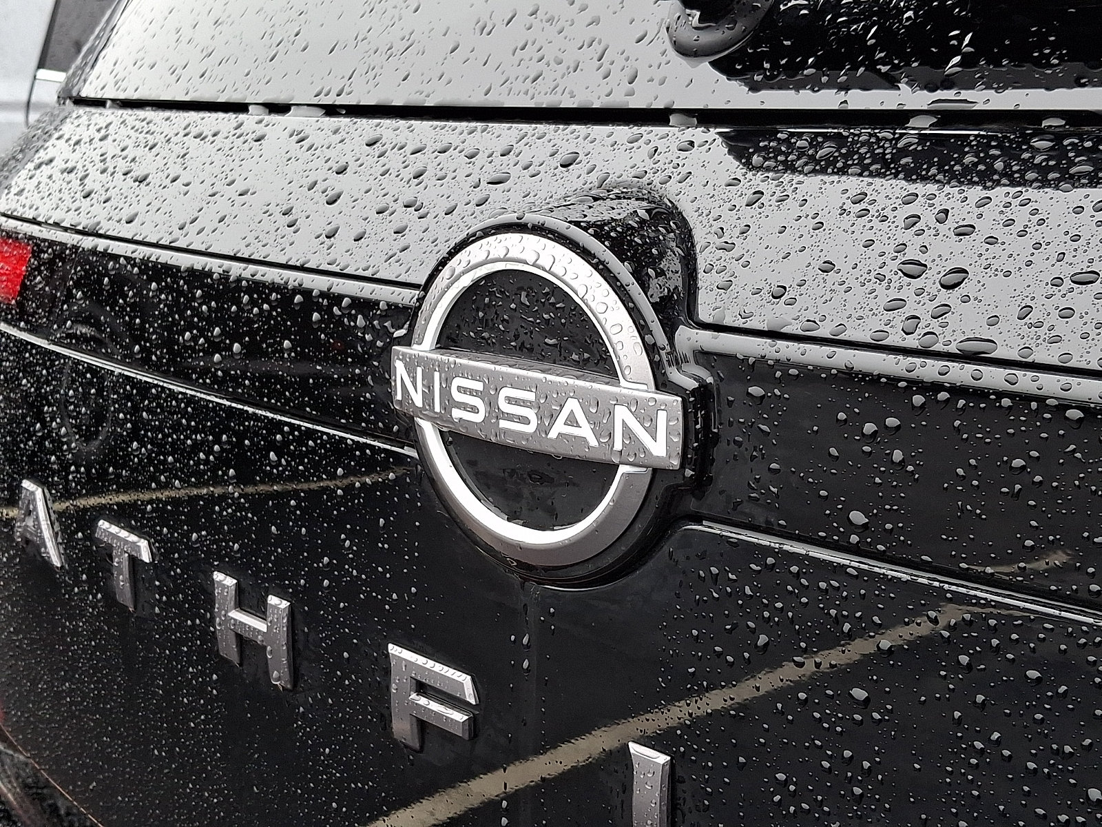 New 2026 Nissan Pathfinder SL AWD/4WD image 6