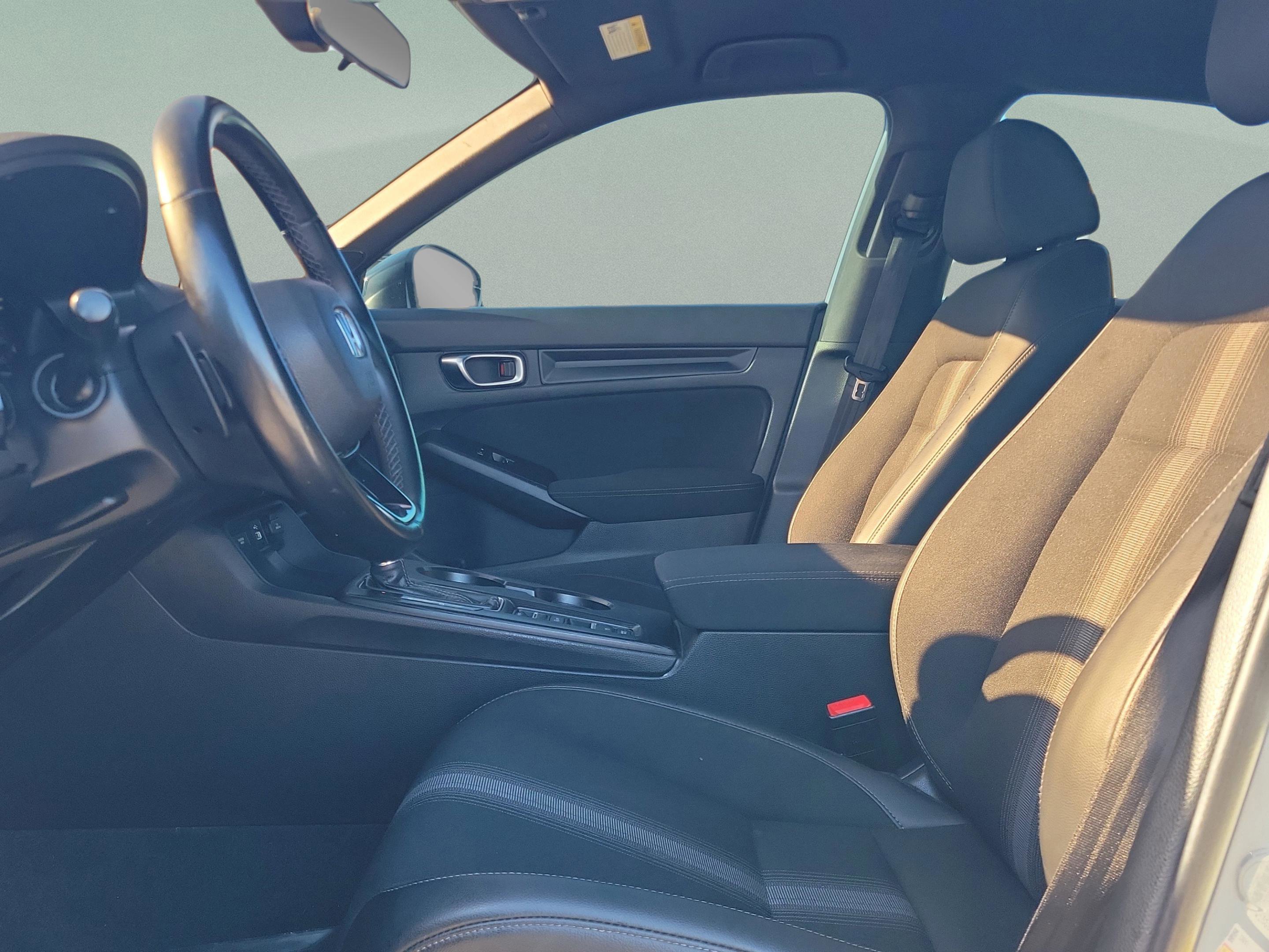 Used 2022 Honda Civic Sport image 13