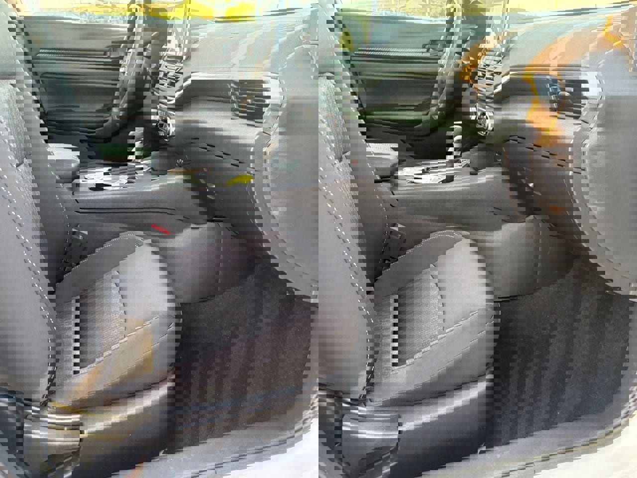 Used 2025 Nissan Altima 2.5 S image 36