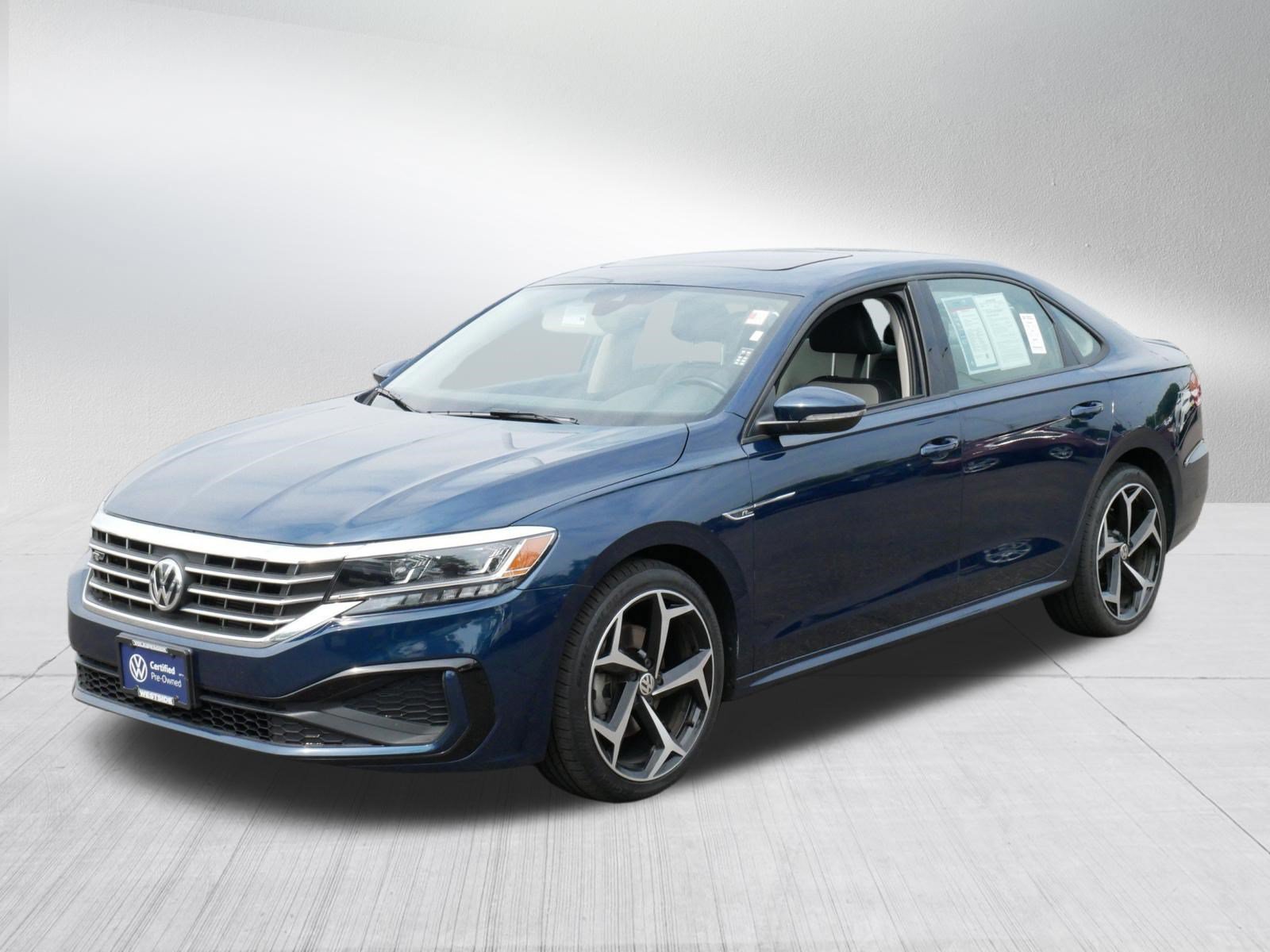 Certified 2020 Volkswagen Passat 2.0T R-Line FWD image 3