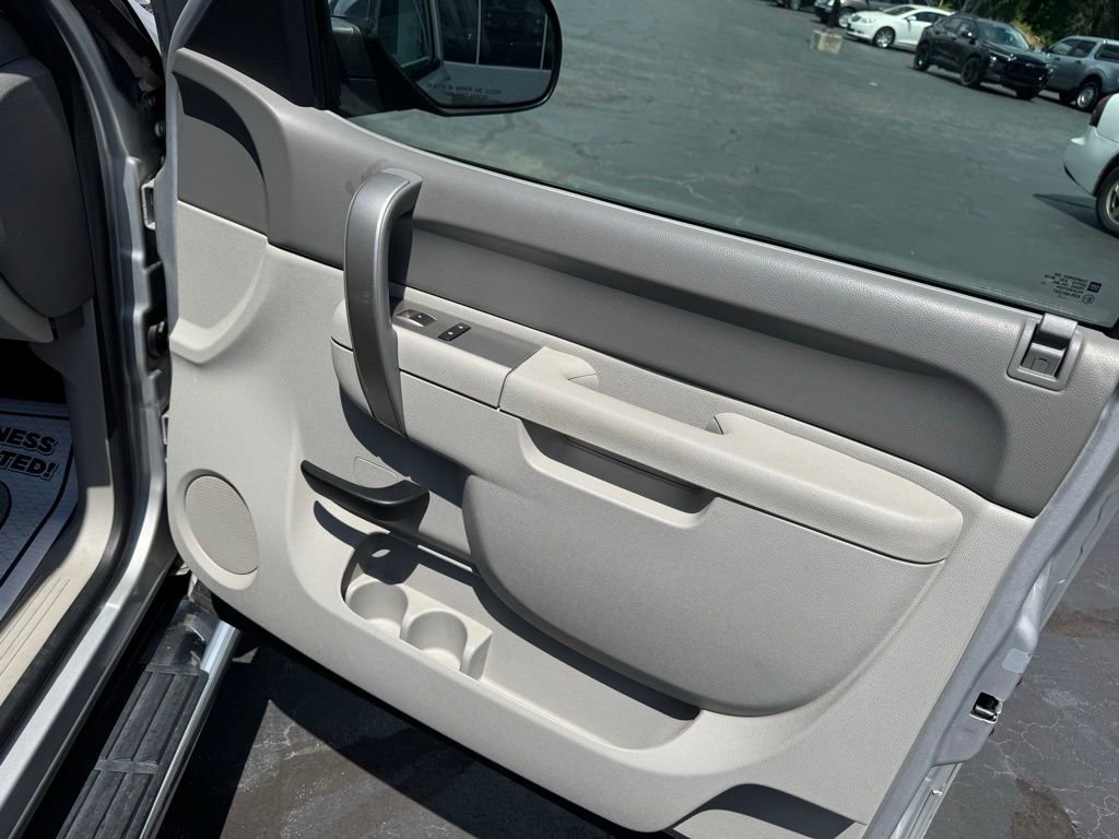 Used 2012 Chevrolet Silverado 1500 LT RWD image 11