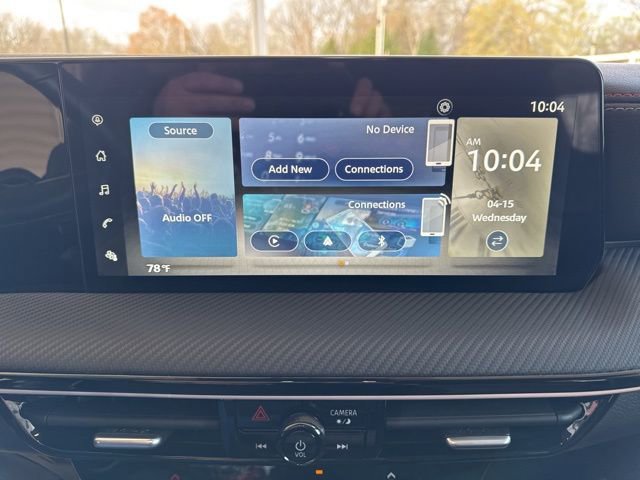 Used 2025 Nissan Kicks SR image 19