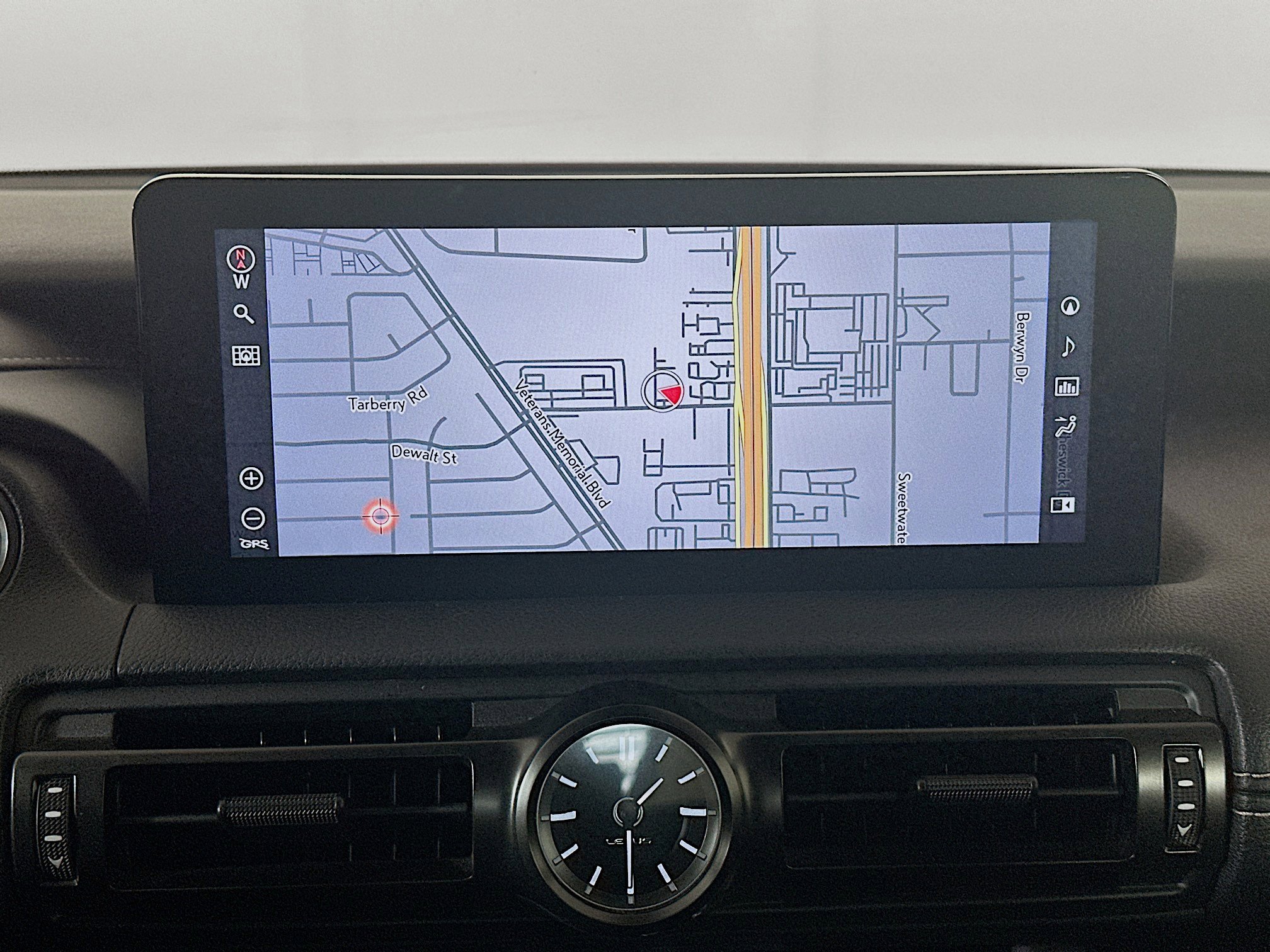 Used 2023 Lexus IS 350 F Sport w/ Navigation Package image 22