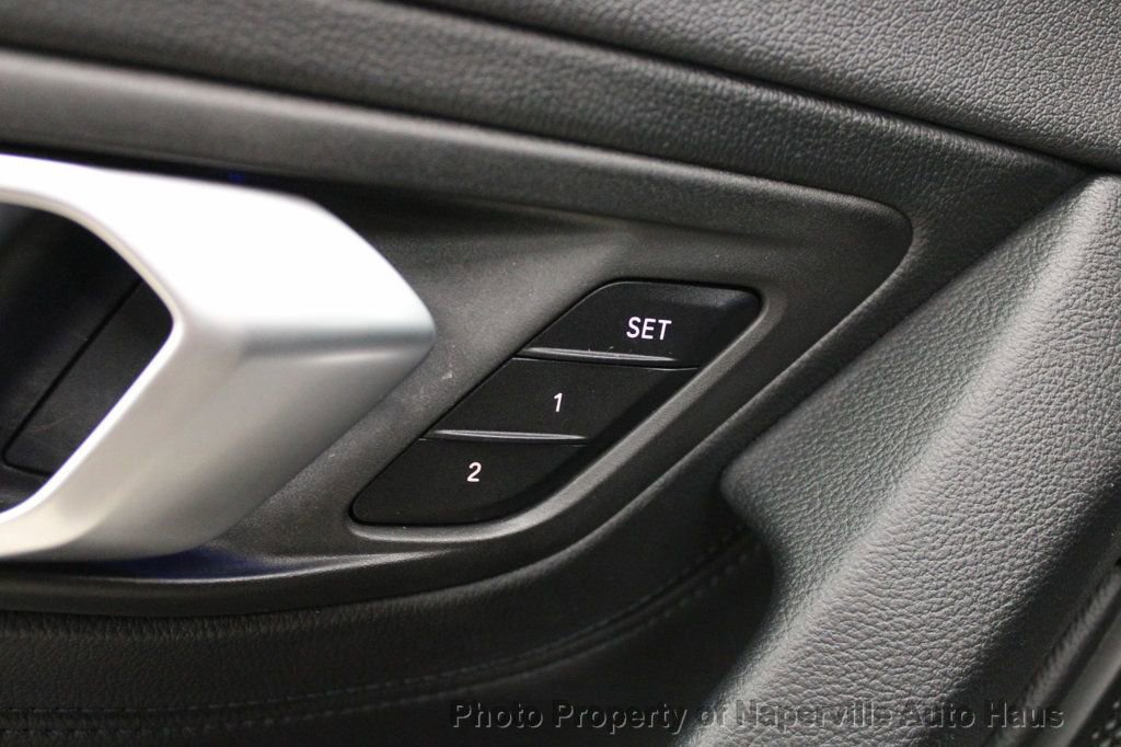 Used 2022 BMW Z4 sDrive30i w/ Driving Assistance Package image 17
