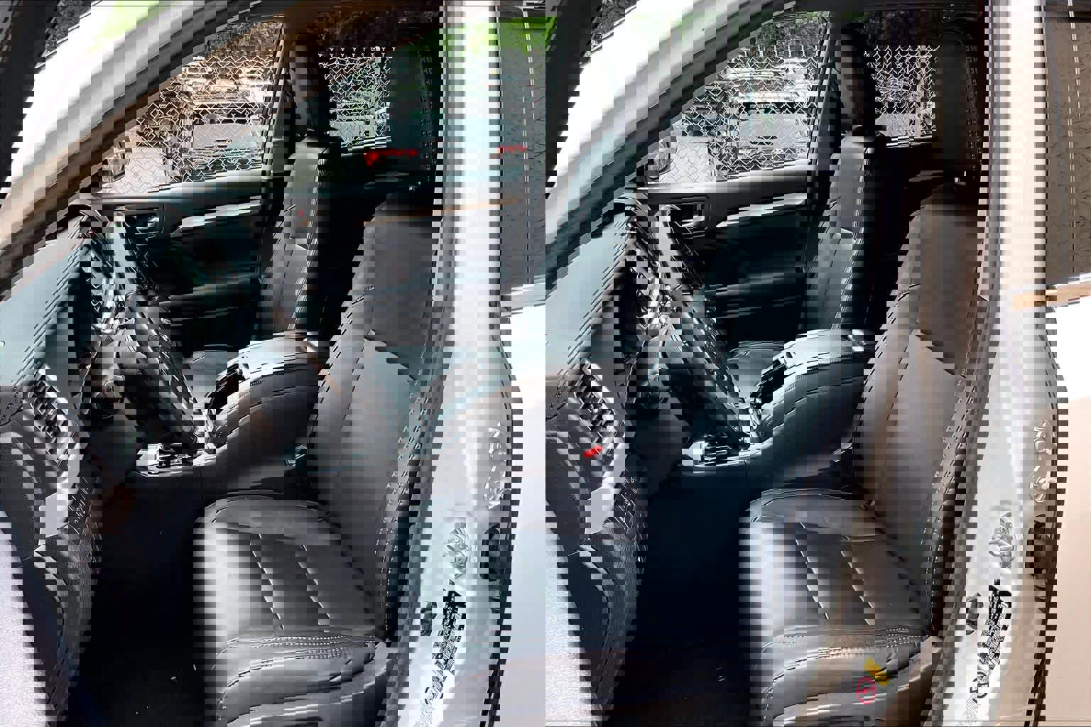 Used 2017 Toyota Highlander XLE AWD/4WD image 8