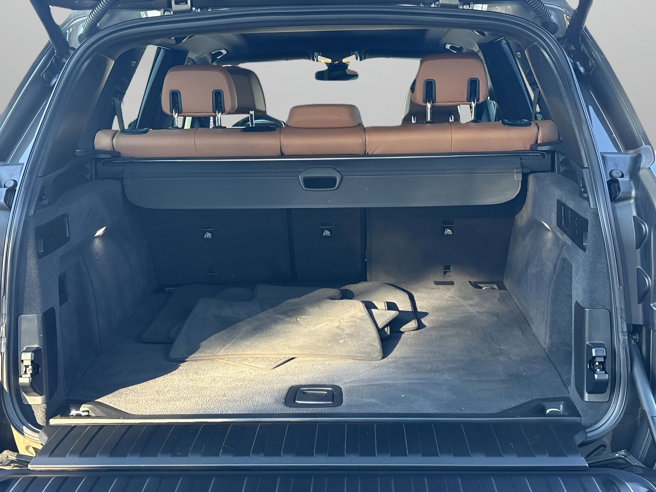 Used 2022 BMW X5 xDrive40i w/ Executive Package image 29