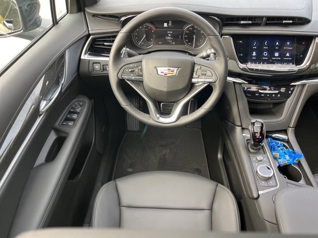 New 2025 Cadillac XT6 Sport w/ LPO, Floor Liner Package image 33
