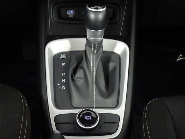 Used 2024 Hyundai Venue SEL FWD image 34