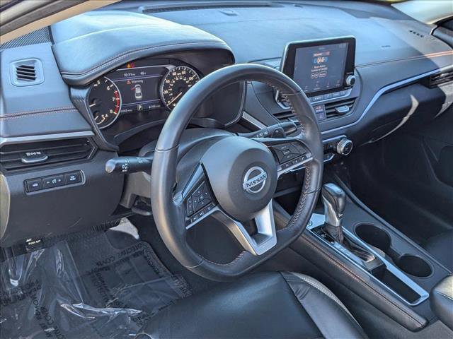 Used 2021 Nissan Altima 2.5 SR w/ SR Premium Package image 10