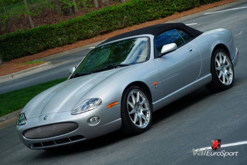 Used 2005 Jaguar XK8 Convertible image 3
