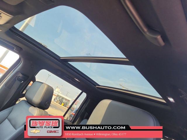 Used 2023 Chevrolet Suburban LT w/ LT Signature Plus Package image 23