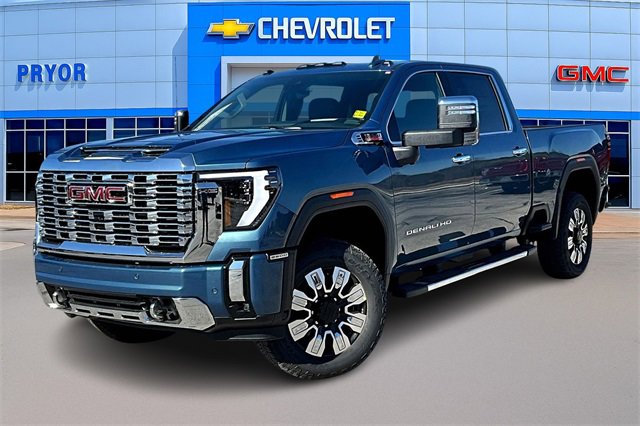 New 2026 GMC Sierra 2500 Denali w/ Denali Reserve Package image 2