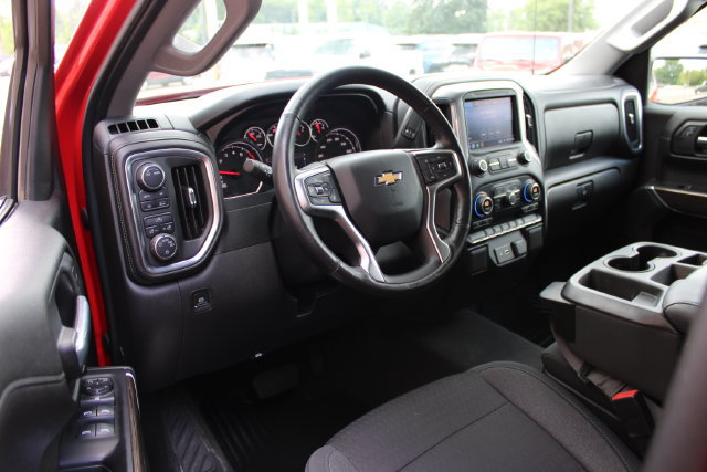 Used 2020 Chevrolet Silverado 1500 LT w/ All-Star Edition AWD/4WD image 14
