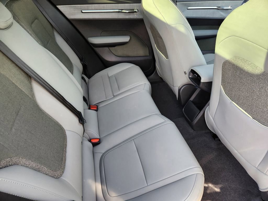 New 2026 Volvo EX30 Cross Country Ultra image 22
