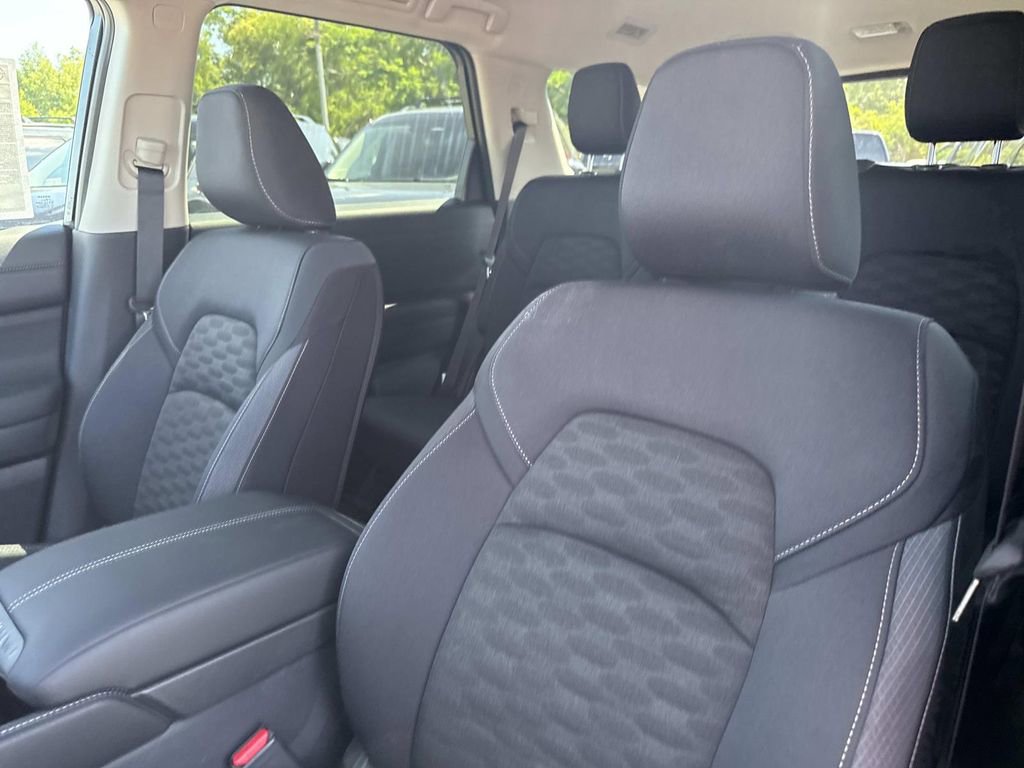 New 2026 Nissan Pathfinder SV FWD image 20