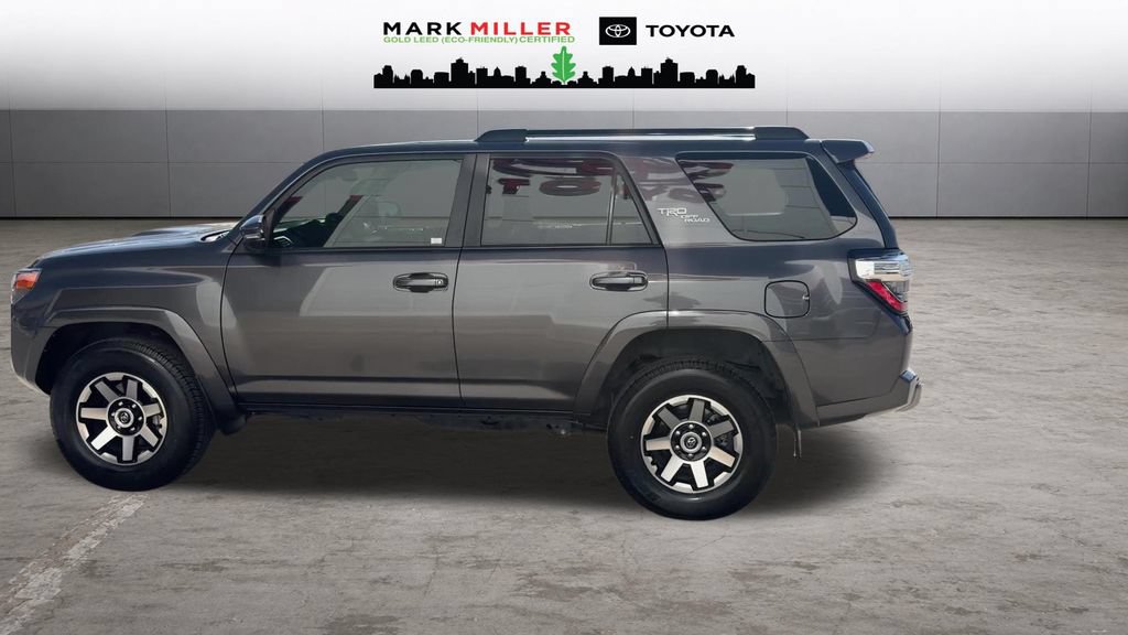 Certified 2023 Toyota 4Runner TRD Off-Road Premium AWD/4WD image 7