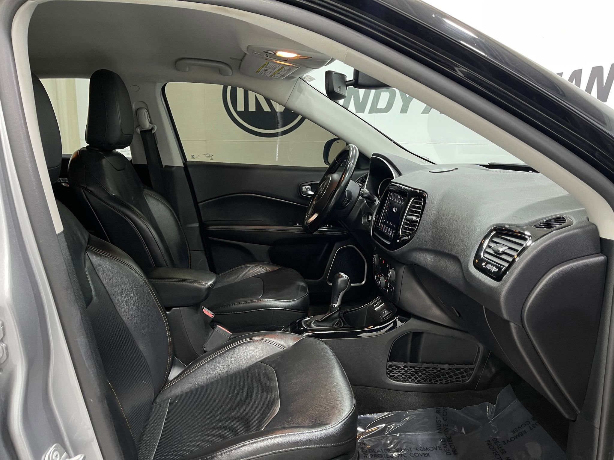 Used 2020 Jeep Compass Limited image 30
