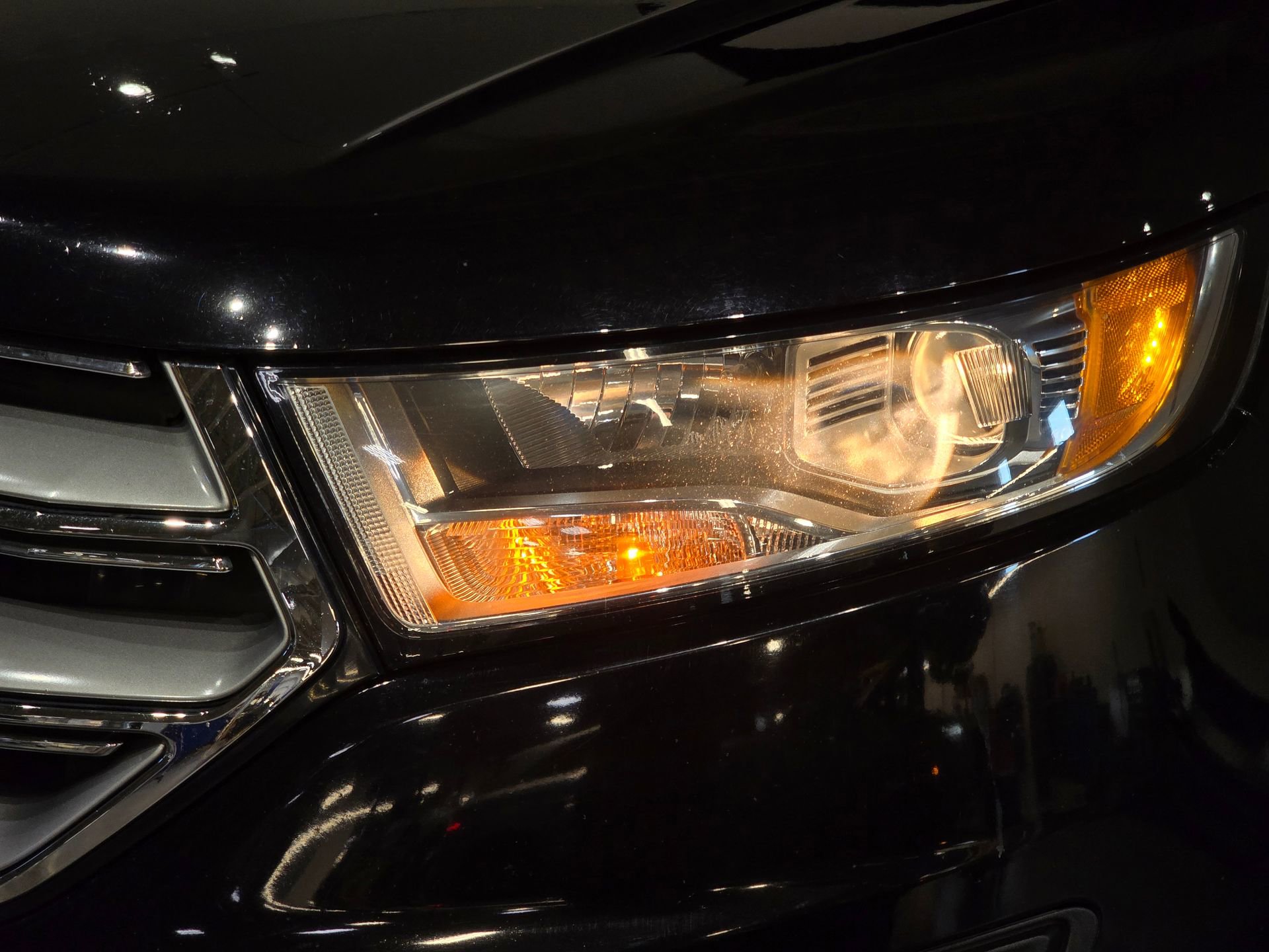 Used 2017 Ford Edge SE image 12