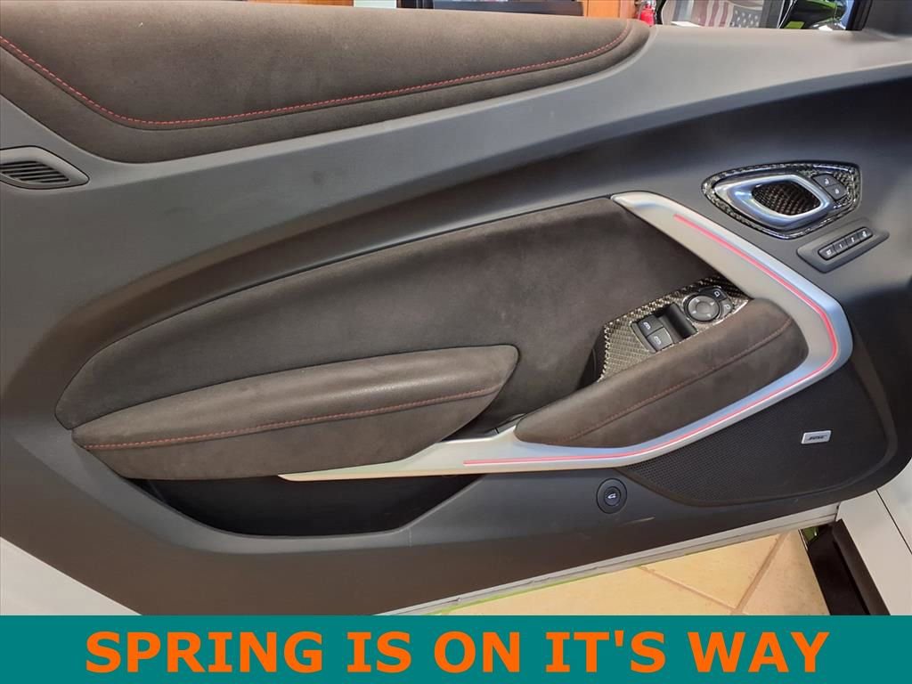 Used 2017 Chevrolet Camaro ZL1 image 11