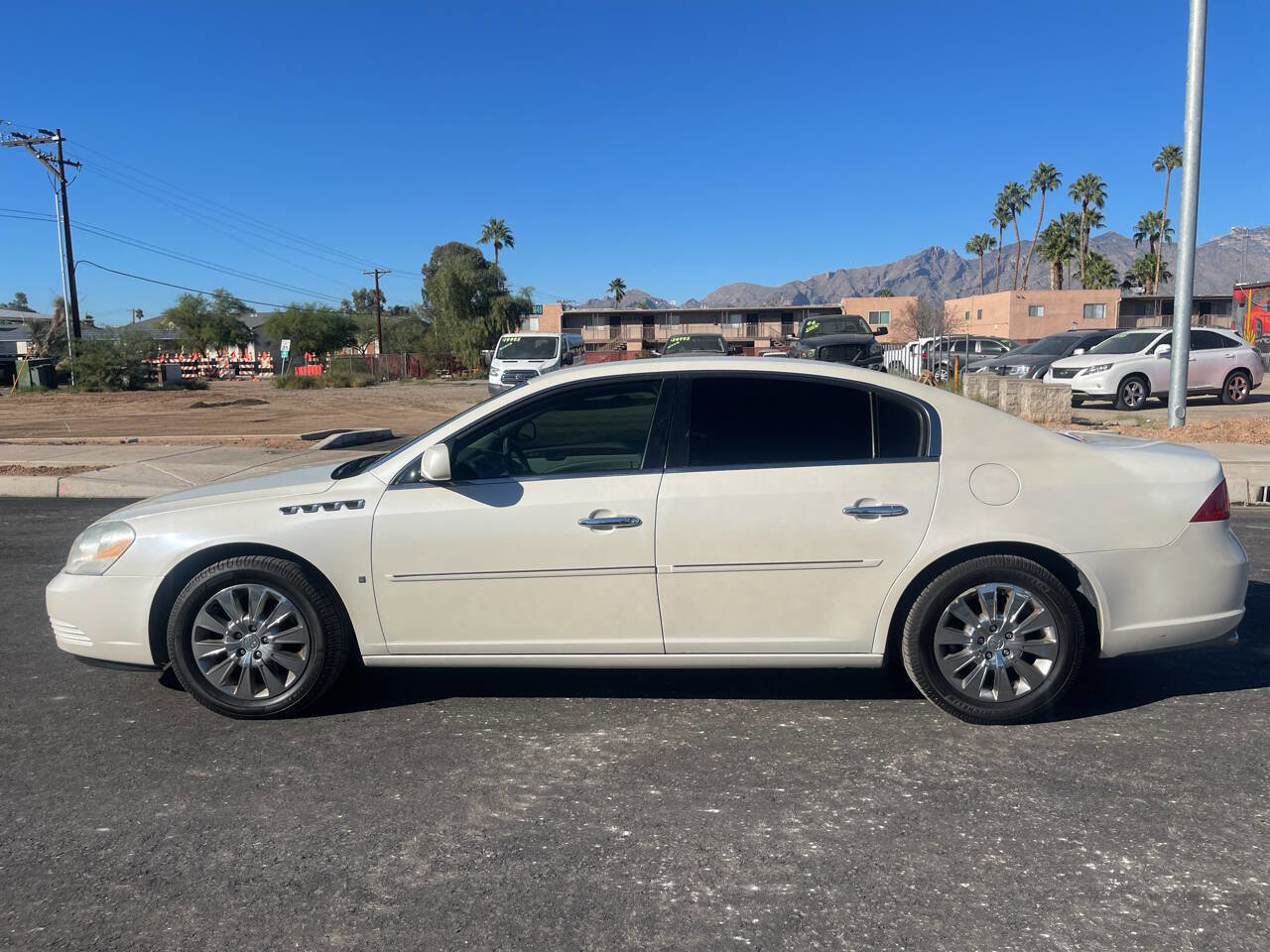 Used 2008 Buick Lucerne CXL w/ Ultra Confidence Package FWD image 4