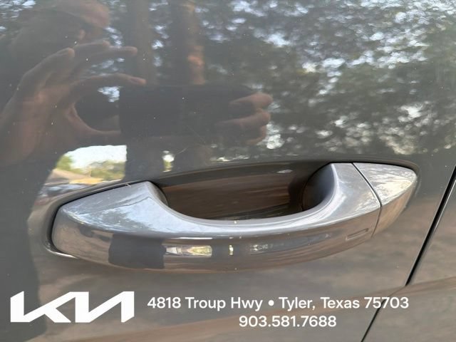 Used 2025 Volkswagen Atlas Cross Sport SEL Premium R-Line AWD/4WD image 6