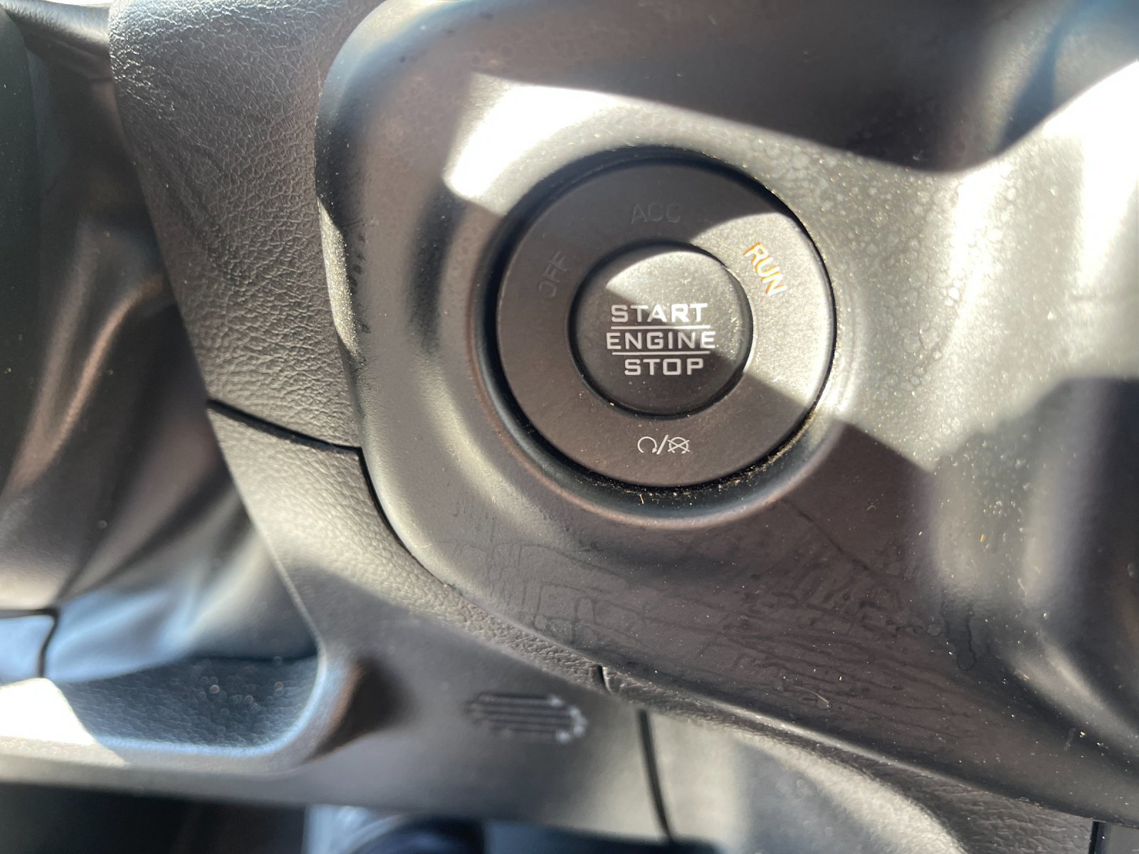 Used 2023 Jeep Gladiator Rubicon w/ LED Lighting Group AWD/4WD image 26