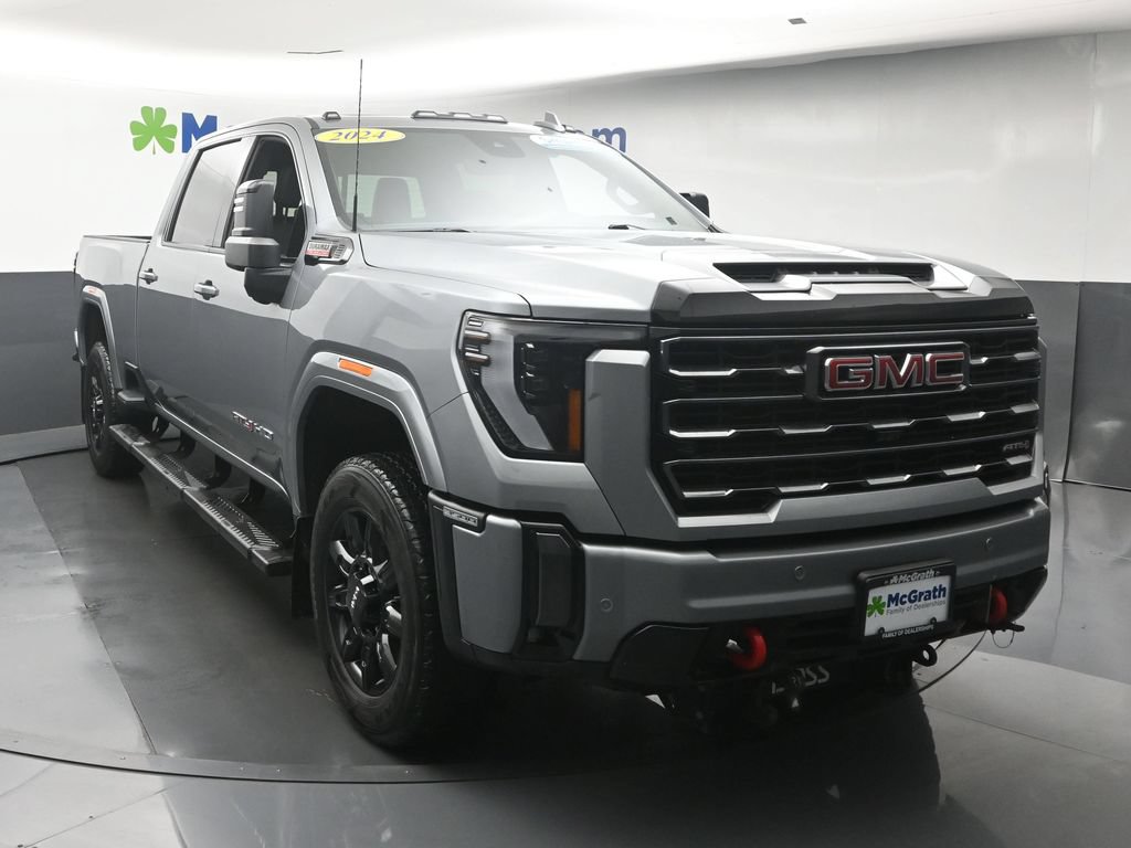 Used 2024 GMC Sierra 3500 AT4 w/ AT4 Premium Plus Package AWD/4WD image 5