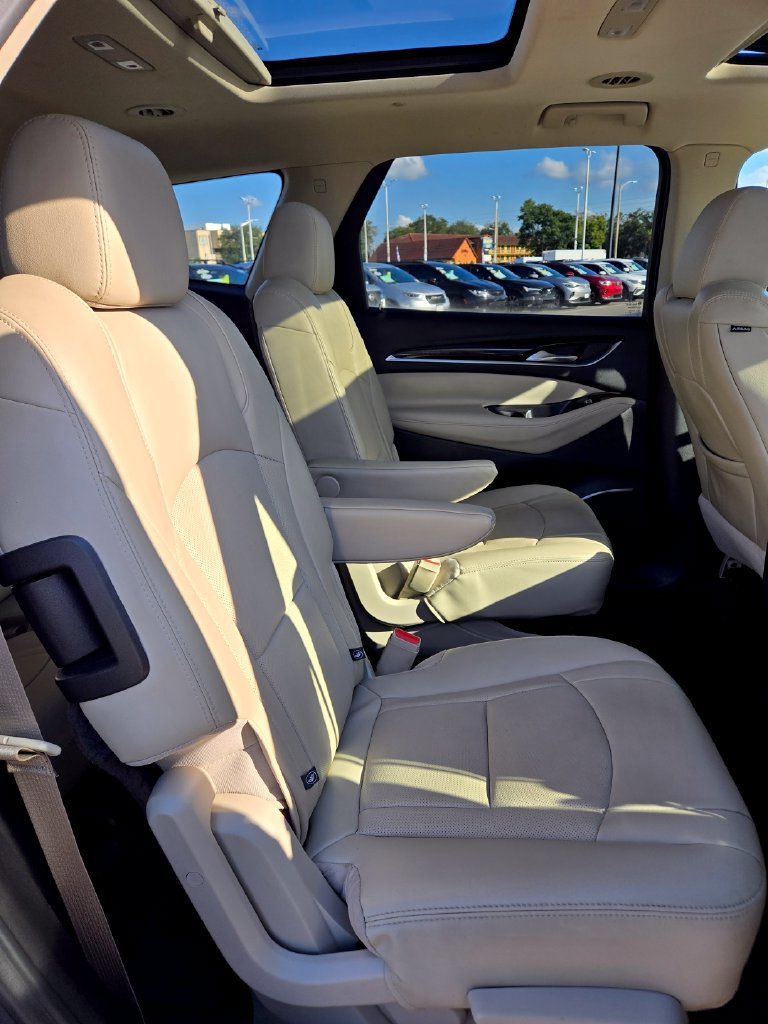 Used 2020 Buick Enclave Premium w/ Sun and Sites Package FWD image 57