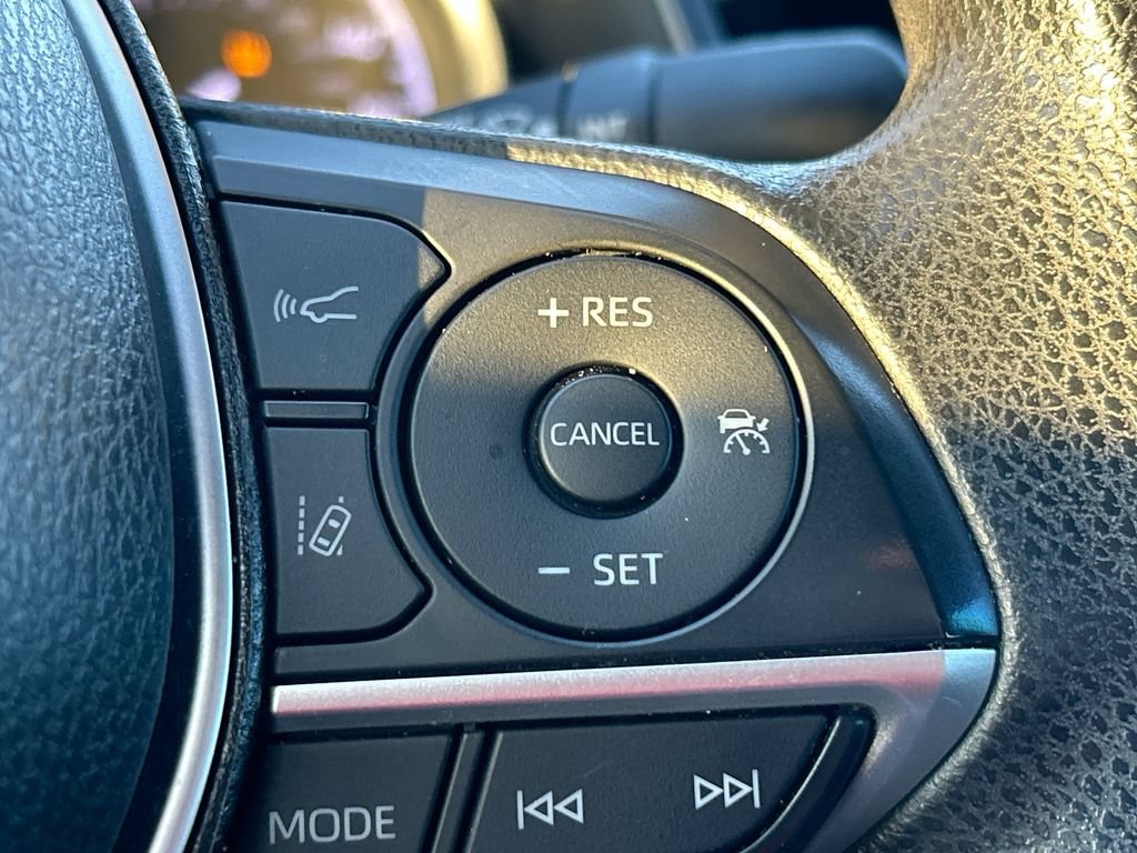 Used 2023 Toyota Camry LE FWD image 18