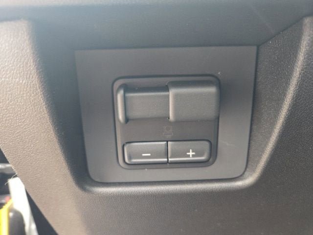 New 2026 GMC Canyon Elevation w/ Convenience Package image 19