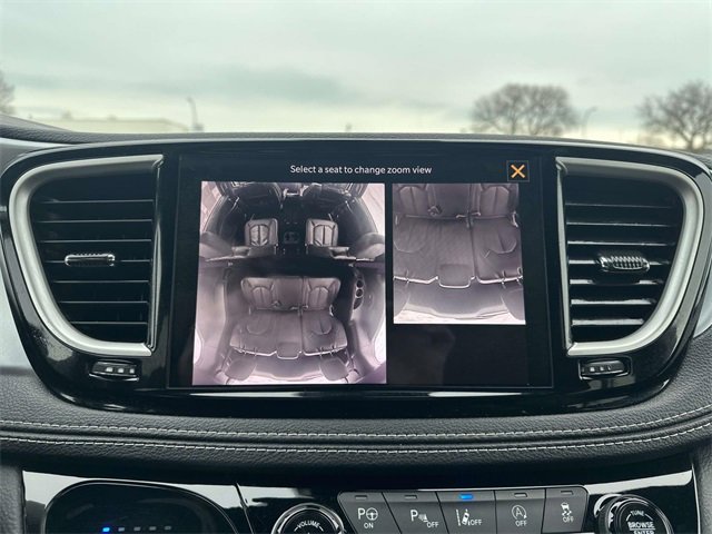 Used 2021 Chrysler Pacifica Touring-L w/ Uconnect Theater Family Group image 48