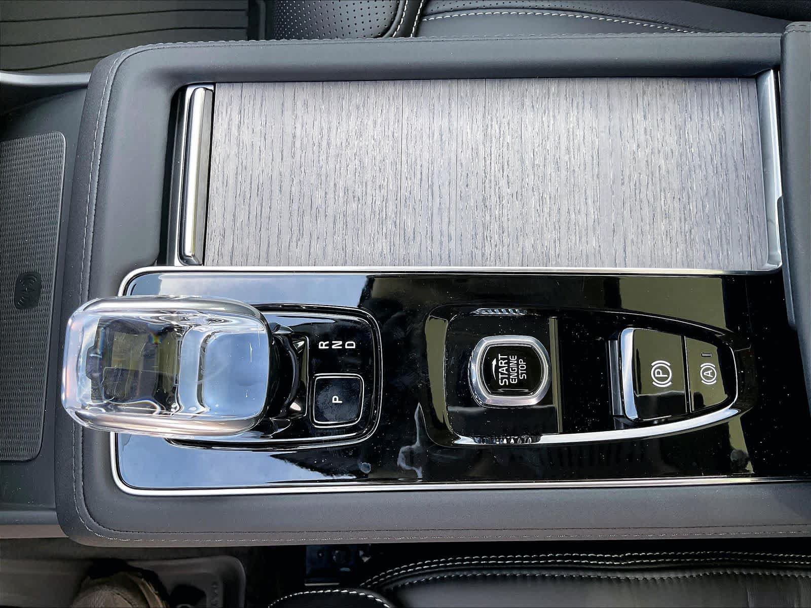 New 2027 Volvo XC90 B6 Ultra AWD/4WD image 10