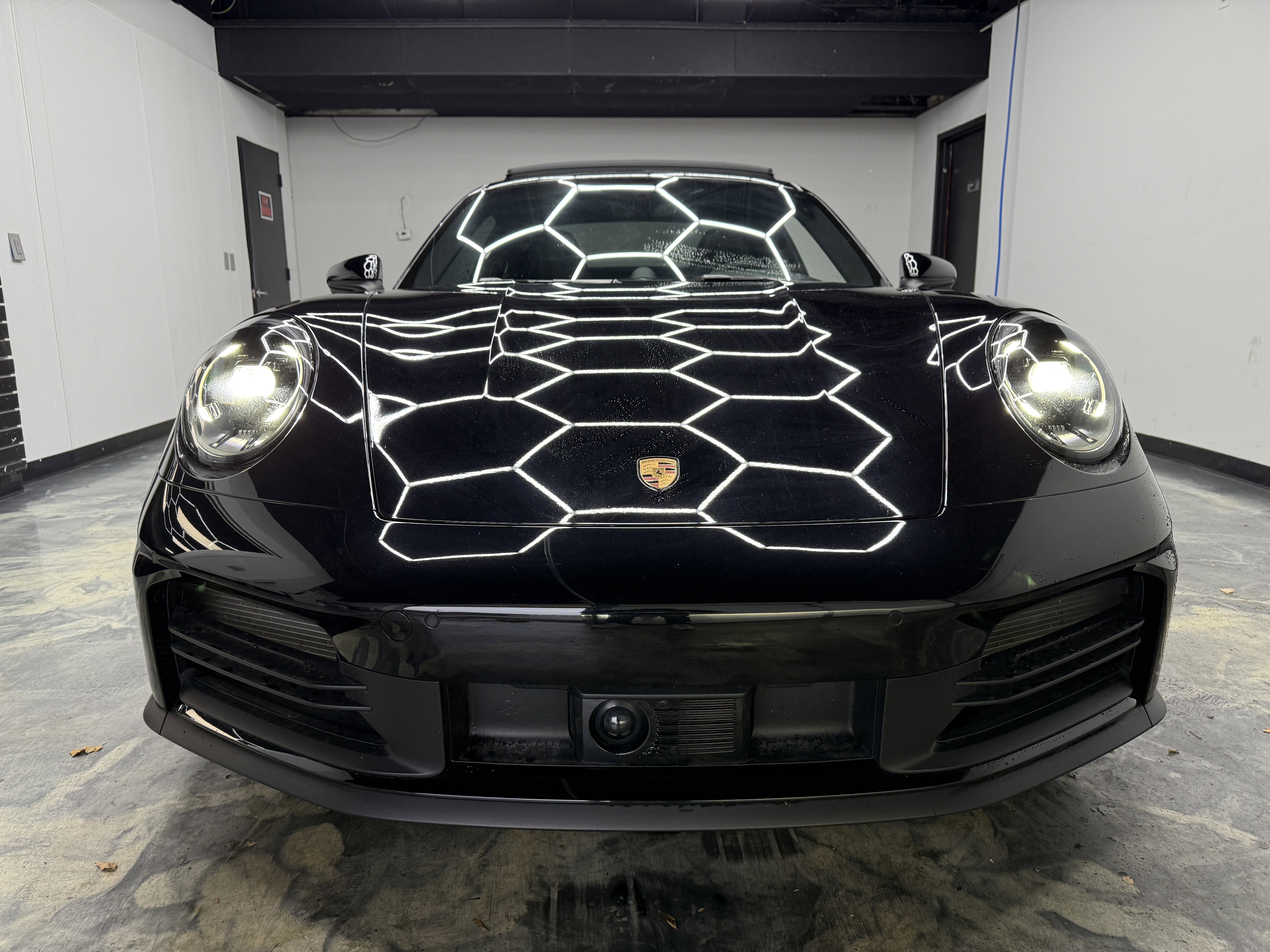 Used 2025 Porsche 911 Carrera image 7