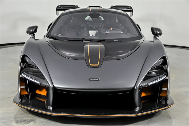 Used 2019 McLaren Senna RWD image 2