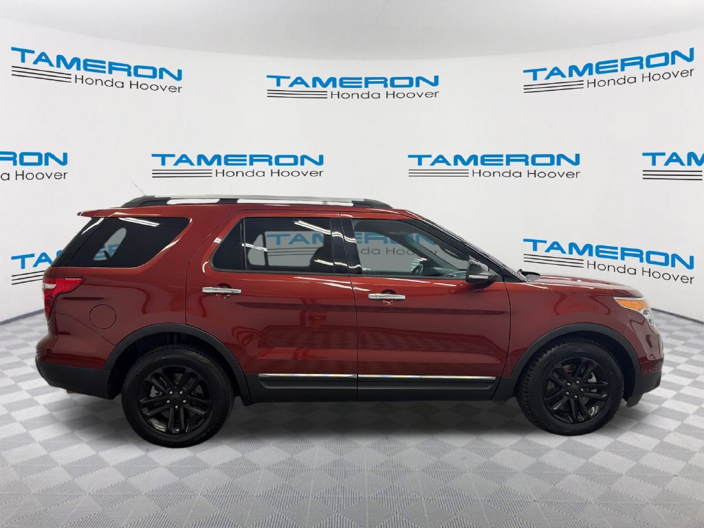 Used 2014 Ford Explorer XLT w/ Equipment Group 202A FWD image 6