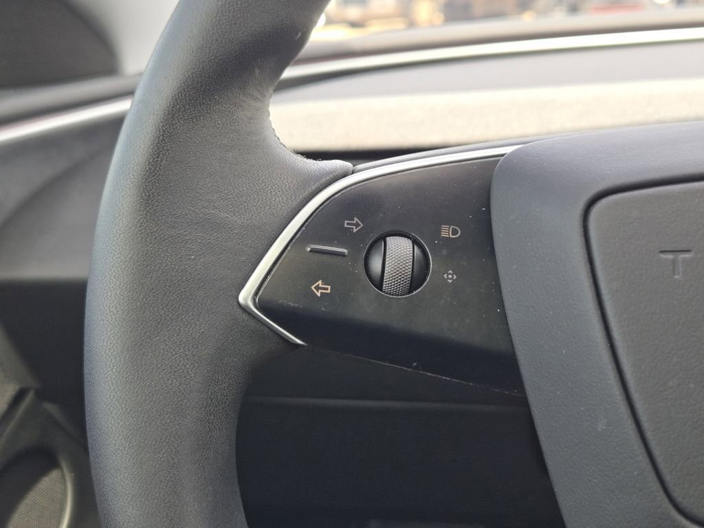 Used 2025 Tesla Model 3 Long Range image 27